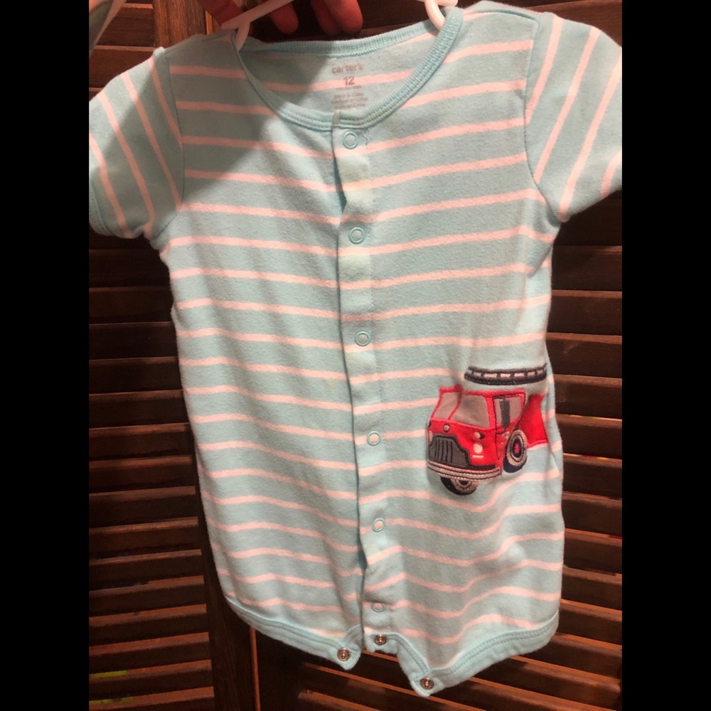‼️4/$20‼️ Fire Truck Romper 12 M